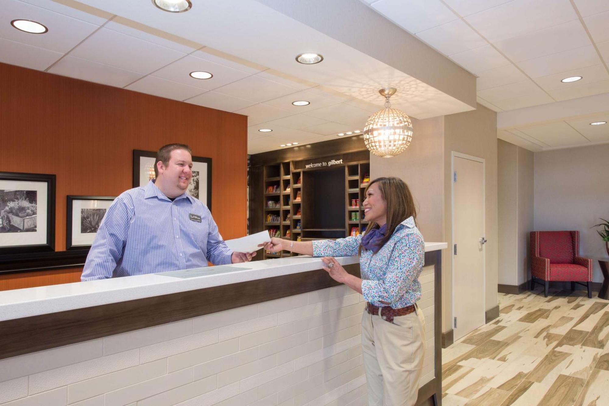 Hampton Inn & Suites Phoenix - East Mesa In Gilbert Εξωτερικό φωτογραφία